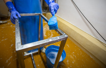 Vikan Emmer 5688 – 6 liter, functionele hygiëne-emmer met schenktuit