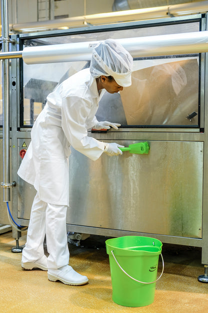 Vikan Emmer 5688 – 6 liter, functionele hygiëne-emmer met schenktuit